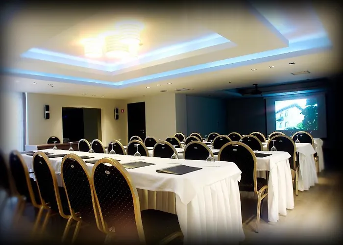 克里斯尼亚套房酒店 公寓式酒店 3*